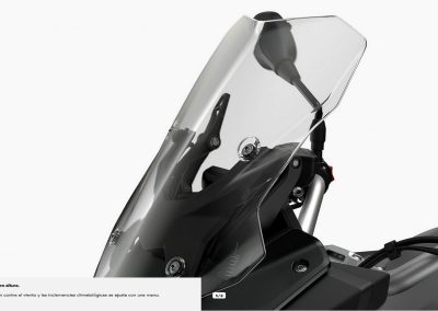 F-900-XR-_5-1-400×284
